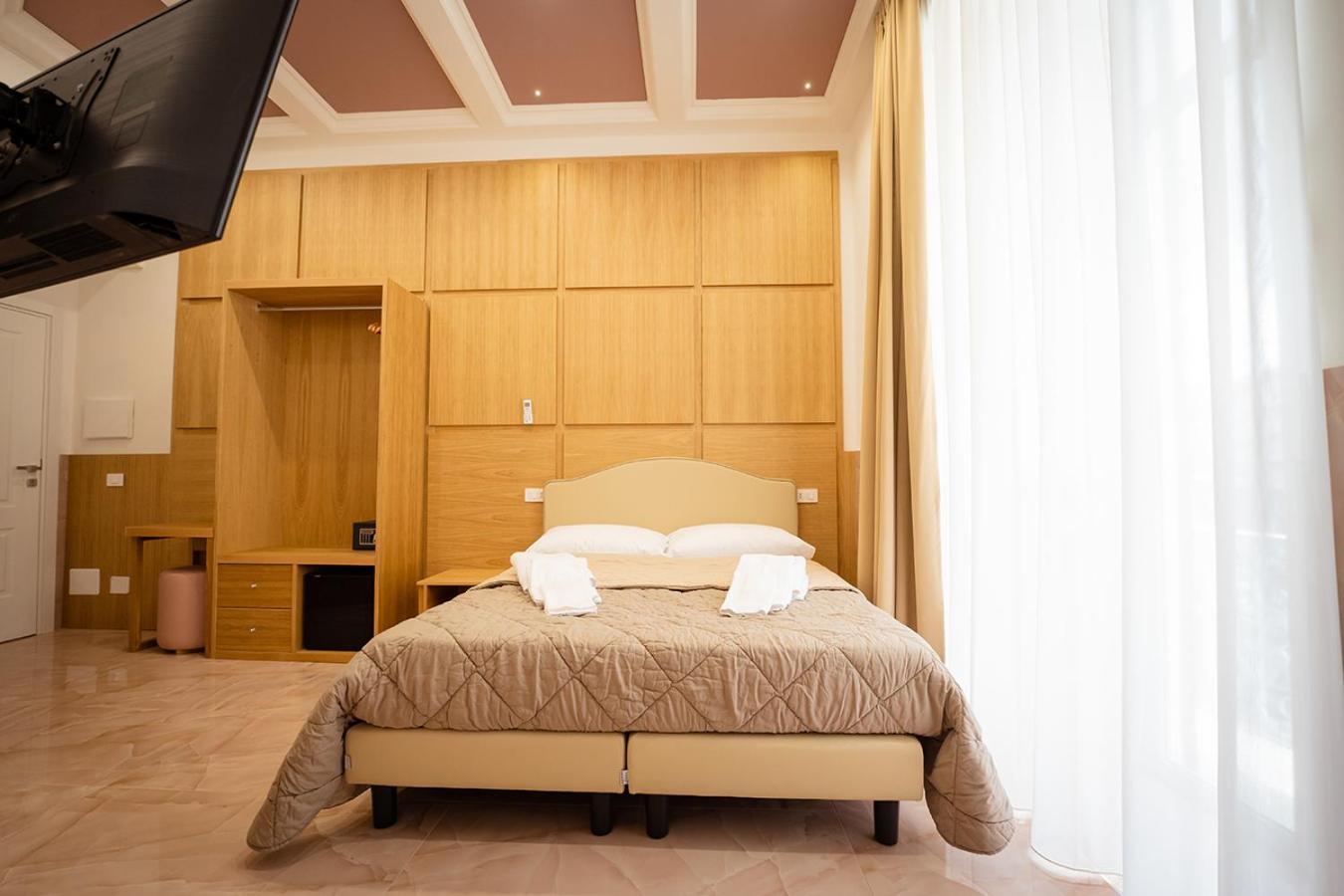 Hotel P.C. Boutique Medina H. Napoli Centro, By Clapa Group Exterior foto