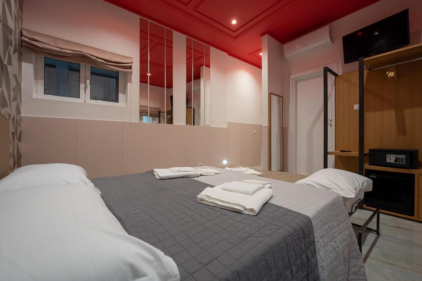 Hotel P.C. Boutique Medina H. Napoli Centro, By Clapa Group Exterior foto